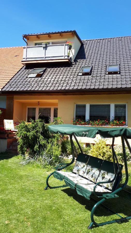 Penzion Piano Apartman Lipótszentmiklós Kültér fotó